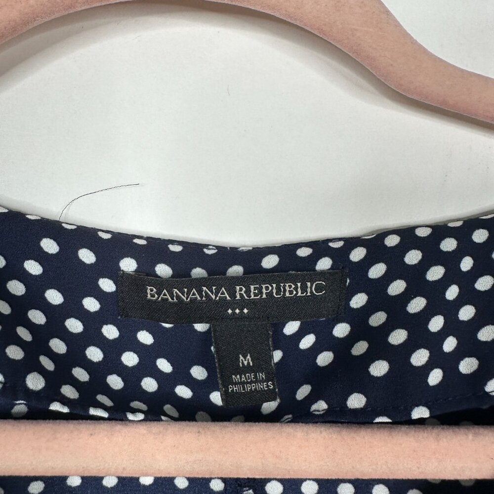 2/$30 Banana Republic Flutter Short Sleeve V-Neck Blouse Spot Dot Print #A1380 - Picture 5 of 8